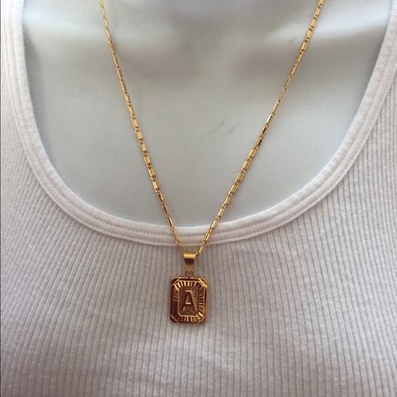 New 18k gold " A " necklace - Picture 2 of 2